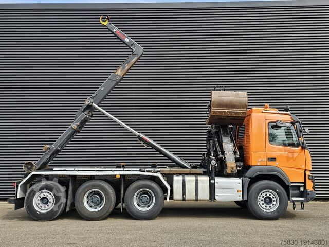 Systém hákového ramena Volvo FMX 460 8x4-4 / HIAB Z CRANE + HOOKLIFT