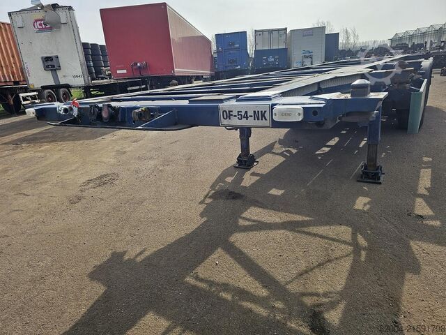 Containervervoer Van Hool 30 foot container chassis | tank container tran...