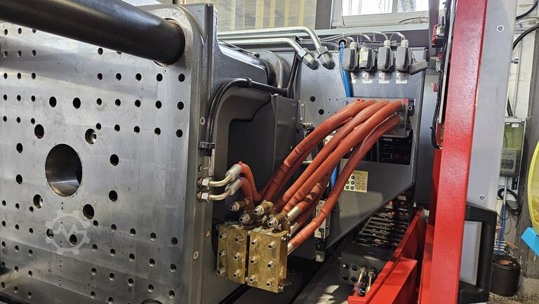 Formsprutningsmaskin Arburg 630 H 2500-400 mit Multilift