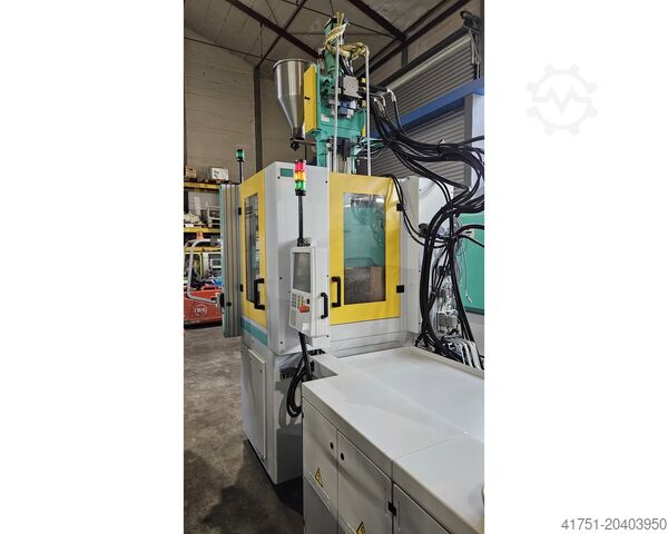 Vertikal formsprutningsmaskin Arburg Allrounder 1200 T 1000-170