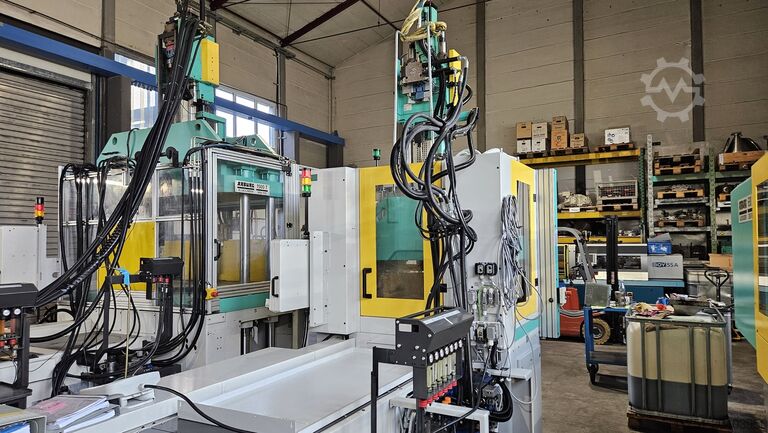 Vertikal formsprutningsmaskin Arburg Allrounder 1200 T 1000-170