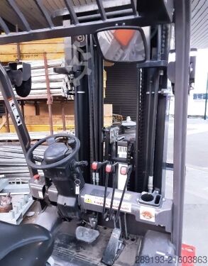 Μπροστινό περονοφόρο όχημα Manitou ME 430 3,0 t Elektro