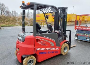 Μπροστινό περονοφόρο όχημα Manitou ME 430 3,0 t Elektro