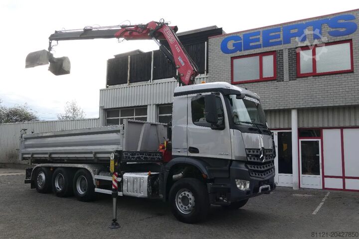 Tipper cu 3 fețe Mercedes-Benz Arocs 3643 | 8X4 Tridem | 3 Side Tipper | Fassi...