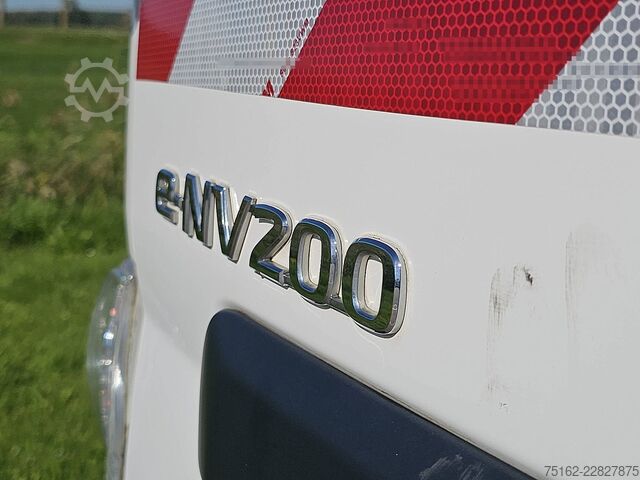 ऊंची छत वाला स्टेशन वैगन NISSAN E-NV200 ac aut wltp 200 kms