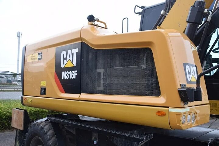 Gravemaskin på hjul Caterpillar M316F - mobile excavator - Tilrotator Engcon