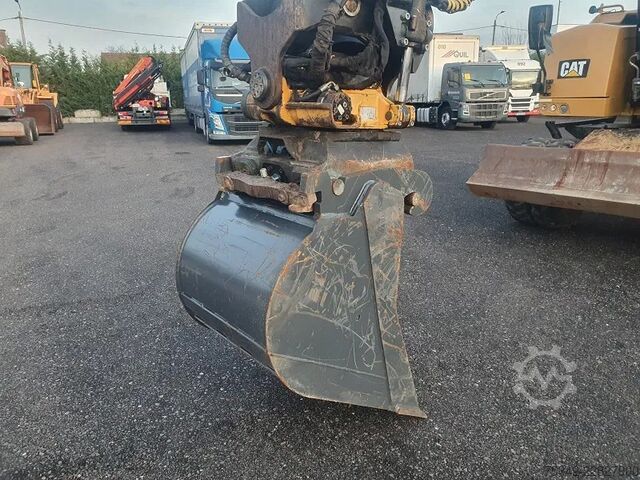 Gravemaskin på hjul Caterpillar M316F - mobile excavator - Tilrotator Engcon