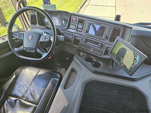  SCANIA P420
