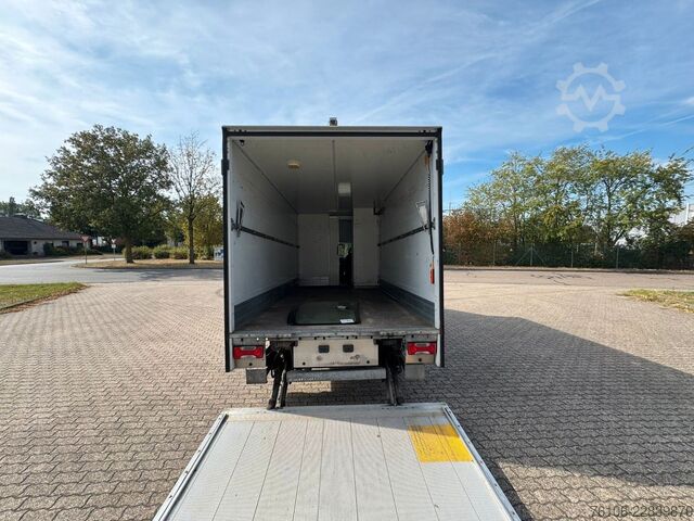Transporter mit Koffer IVECO Daily 70C18 Hi-Matic Koffer mit LBW*TÜV neu !*