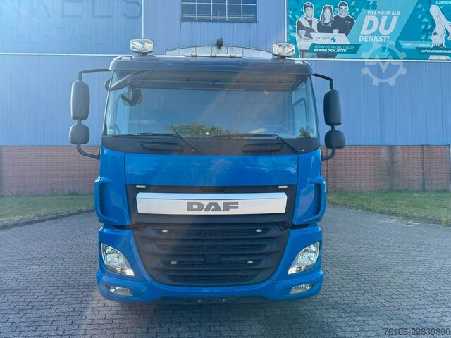 Grúa montada en camión DAF CF 440 mit Ladekran HMF 2120K4