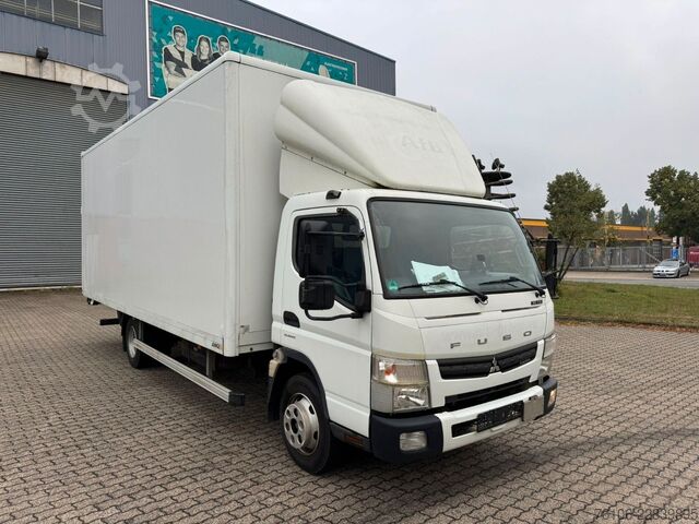 Camión caja FUSO Canter 7C15 Koffer mit Ladebordwand