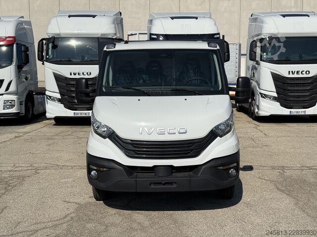 רכב מסחרי דמפר תלת-כיווני Iveco daily 35-160