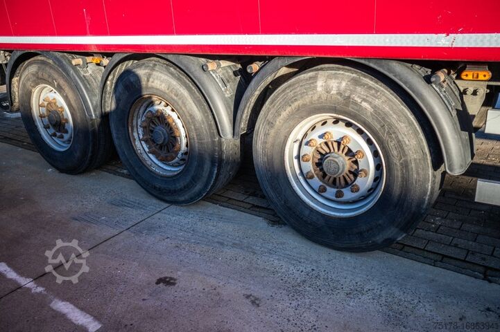 Движущийся пол KRAKER WALKING FLOOR CF 200-92 m3