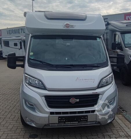 Camper semintegrato BÜRSTNER Lyseo TD 744