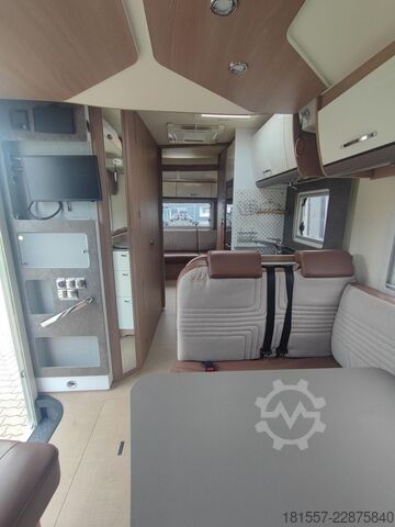 Camper semintegrato BÜRSTNER Lyseo TD 744