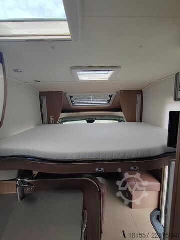 Camper semintegrato BÜRSTNER Lyseo TD 744