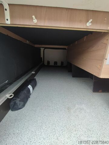 Camper semintegrato BÜRSTNER Lyseo TD 744