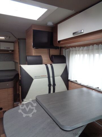 Poluintegrisani kamper WEINSBERG CaraCompact 600 MF *DuoControl*e. Einstiegstufe*