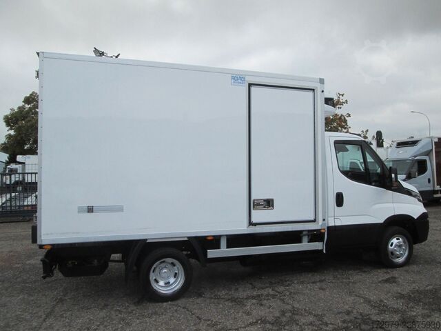 Kjølebil IVECO 40 C14 CNG 3.0 *Maxi 2xCarrier Tiefkühler*Euro6*