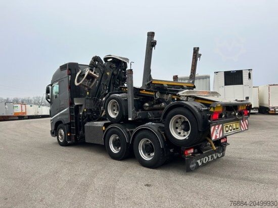 Autocamion pentru transport bușteni VOLVO FH 16 650 6X4 LANGHOLZZUG + DOLL M2K-9L NACHLäUFER MIT PALFINGER EPSILON S260C96, I-SHIFT, RETARDER,