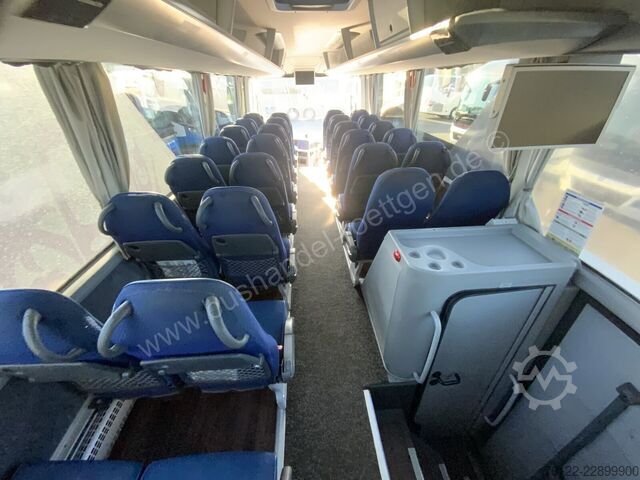  MAN R 08 Lion's Coach