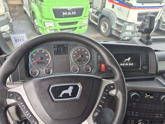 Lastbilchassis MAN TGS 26.460  Intarder - Lenk & Liftachse