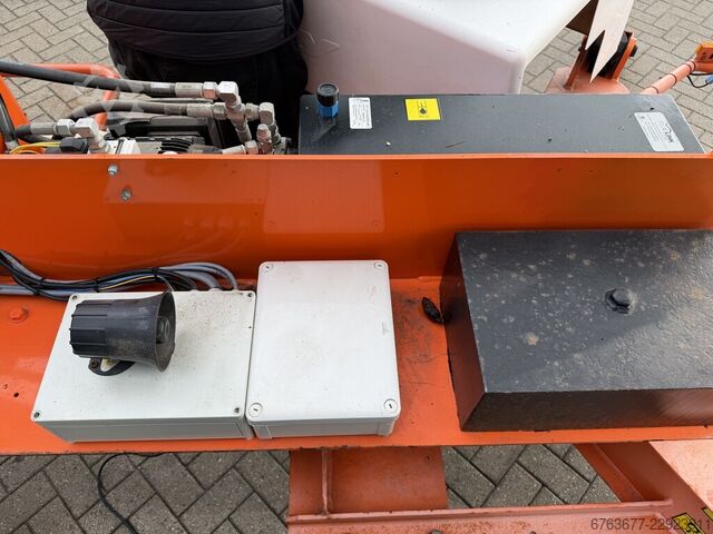 Nifty Lift 170 HAC priekabos keltuvas, darbo platforma, 230 voltų priekaba, 2015 m. NIFTYLIFT 170 HAC Aanhanger Hoogwerker hubarbeitsbuhnen  230volt aanhangwagen 2015