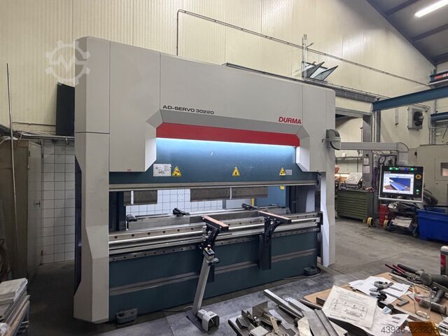 Kantpresse DURMA - AD-SERVO 30220 DURMA AD-SERVO 30220