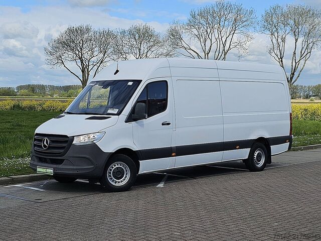 Korkeakattoinen farmari MERCEDES-BENZ SPRINTER 315 L3H2 Maxi Automaat!