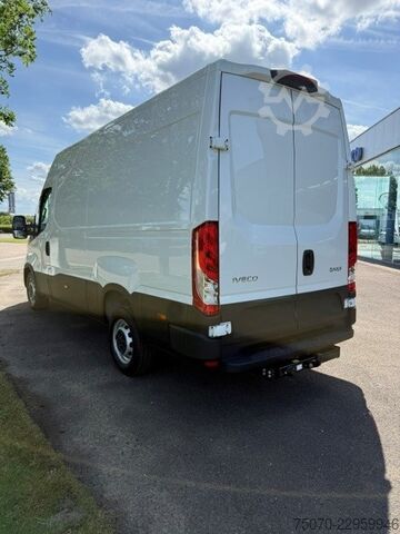 Panel van Iveco Daily 35