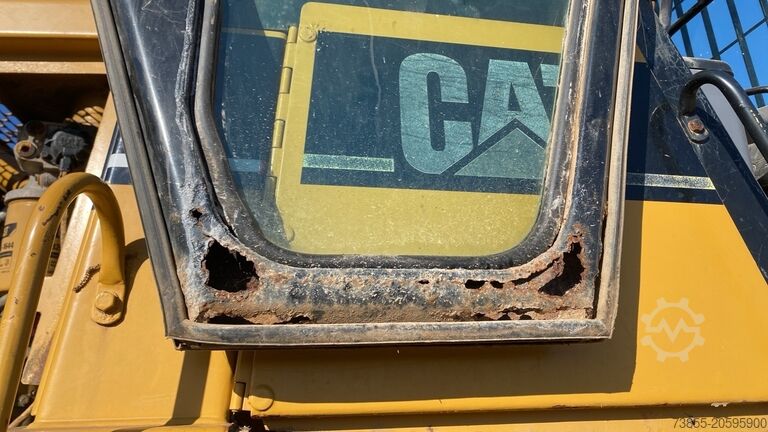 Гусеничний навантажувач Caterpillar 973 C
