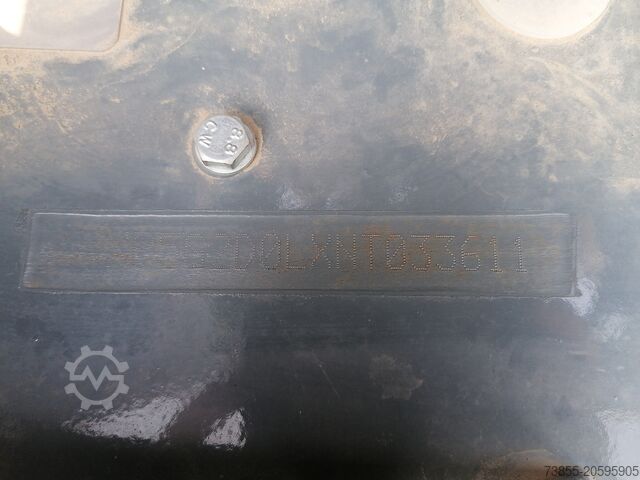 Hjólhleðslutæki GIANT G2700 X-tra HD with loader bucket and palletfork