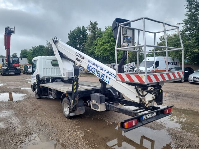 Kravas automobiļa uzkarināmā gaisa darba platforma Isoli PT200 on Nissan NT400