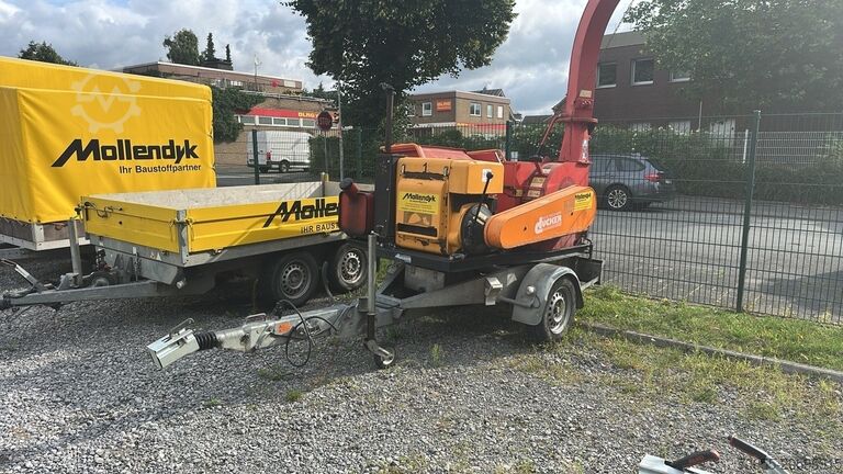 Tætari Dücker HM 200 Wood Chipper