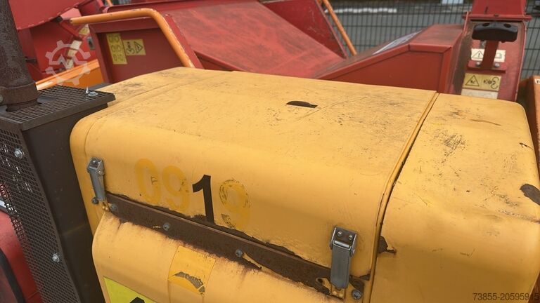 Tætari Dücker HM 200 Wood Chipper