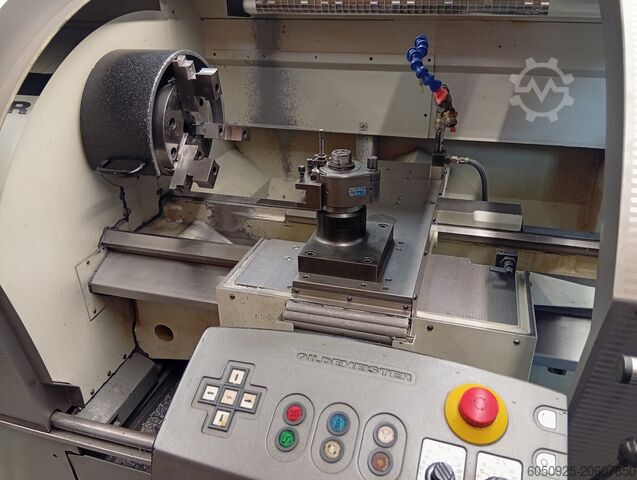 Torno - controlado por ciclo Gildemeister NEF520/1000