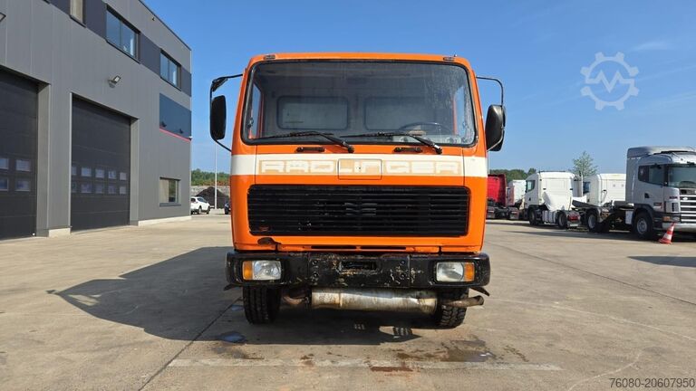 Camion-citerne Mercedes-Benz SK 1619 (12.400L / GERMAN TRUCK / CAMION ALLEMA...