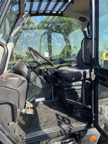 Телескопичен товарач JCB 535-125 HI-VIZ