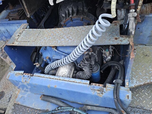 2007 TERBERG 3 terminal penarik sloop RT 282 / RT 283 untuk suku cadang, belum dibongkar. TERBERG 3 sloop terminal trekkers RT 282 / RT 283 voo...