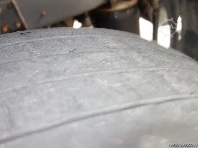 Lori tangki Volvo FM 12 18500liter tank,AIRCO,MANUAL GEARBOX