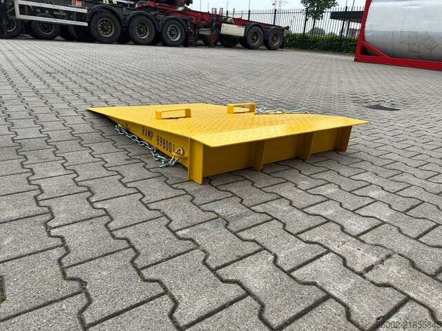 Konteineris Onbekend ramp 1m wide / 2,500kg