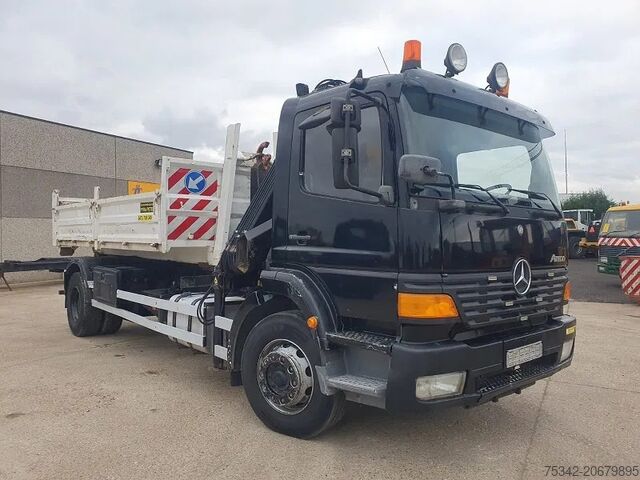 Autogru Mercedes-Benz Atego 1928