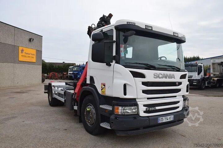 Nosturiauto Scania P280