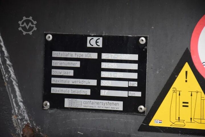 Koukkuvarsijärjestelmä Renault Lander 430