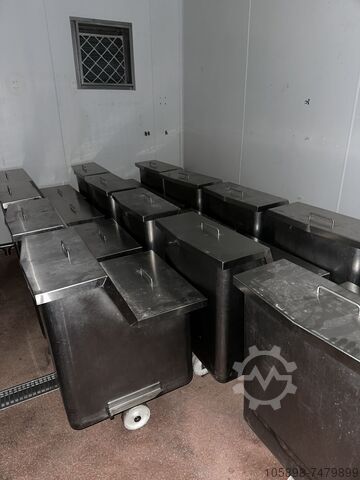 Chuted tote bins / Vemags / Normwagen