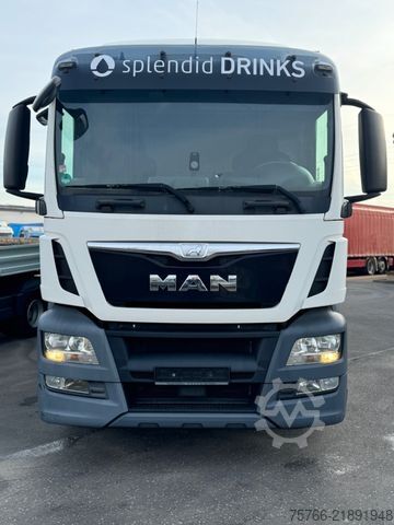 Ladbil med presenning MAN TGS 26.360 L / LBW / NAVI / LENKACHSE / 22 PAL