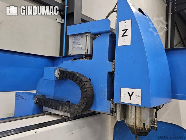 Vertikaalne mehaaniline keskus MECAL MC 305