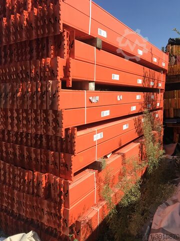 Pallet racking system with Chipboard SLP Palettenregale