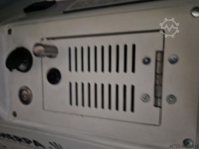 Šoninis transportavimo robotas Sherpa Mobile Robotics Serie-B