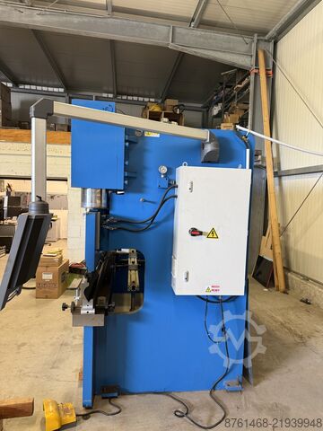 Prensa plegadora BORUI CNC 200 / 3200